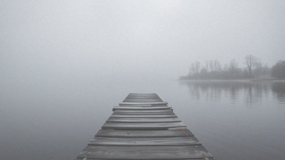 Co czuje facet, gdy odchodzi? Emocje i radzenie sobie z rozstaniem