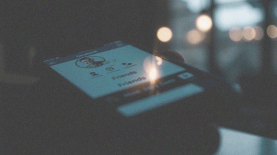 Dlaczego nie widać wszystkich wspólnych znajomych na Facebooku?