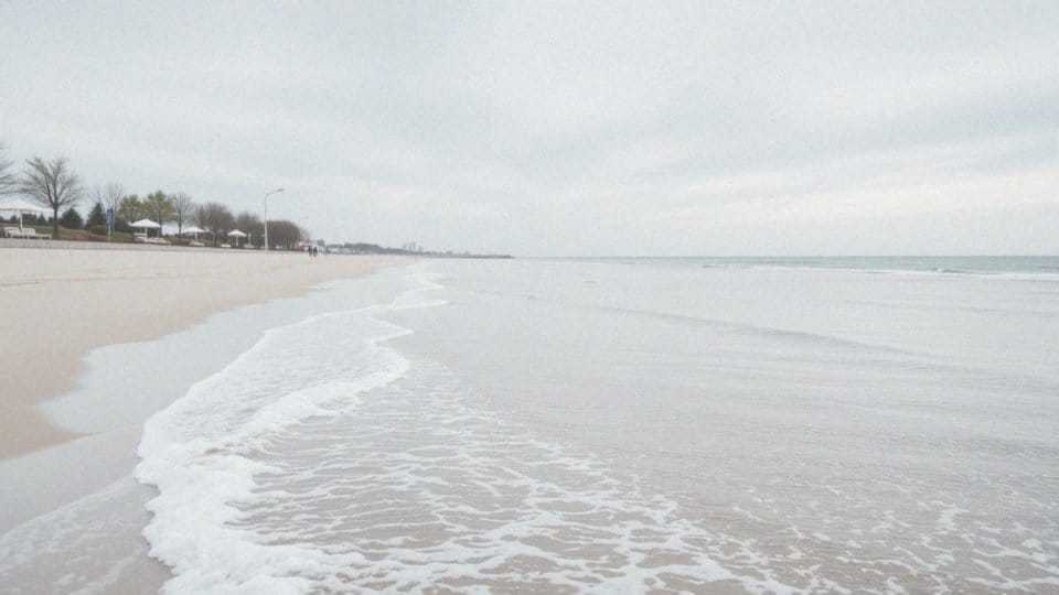 Kołobrzeg: Plaża wschodnia czy zachodnia – która jest lepsza?