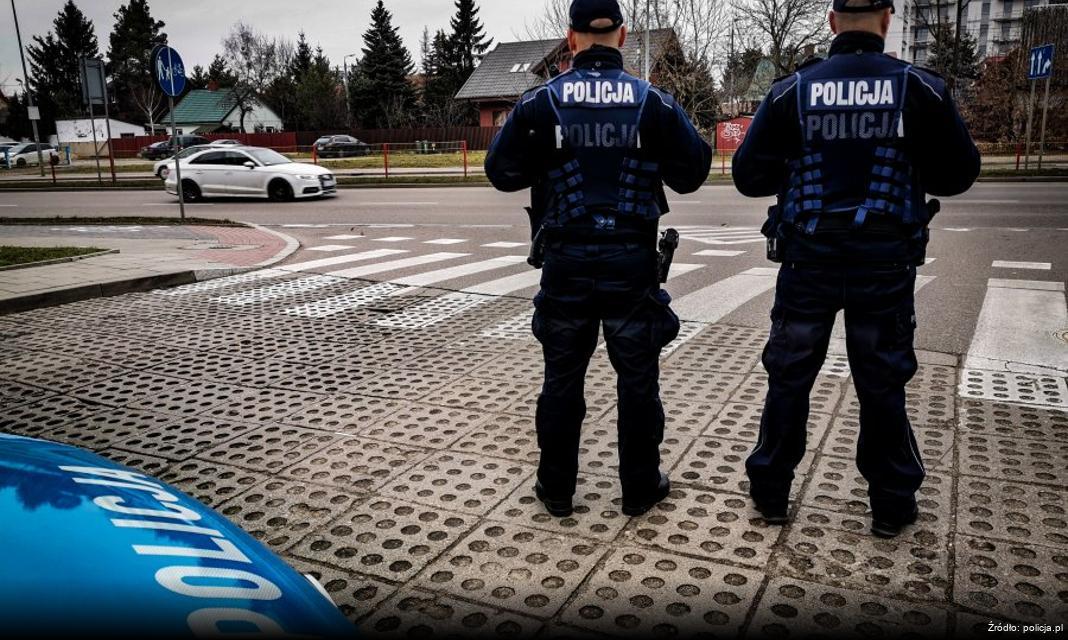 Pogadanki na temat przemocy w ramach kampanii „Biała wstążka” w Pucku