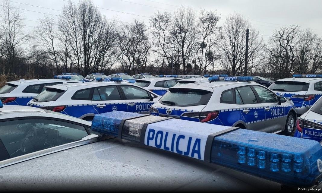 Spotkanie policjantów z nauczycielami w Pogórzu dotyczące ochrony dzieci