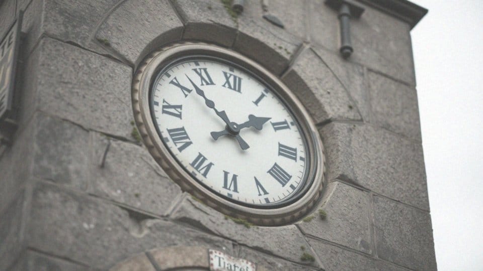 Spieszyć czy śpieszyć? Różnice i poprawność użycia w języku polskim